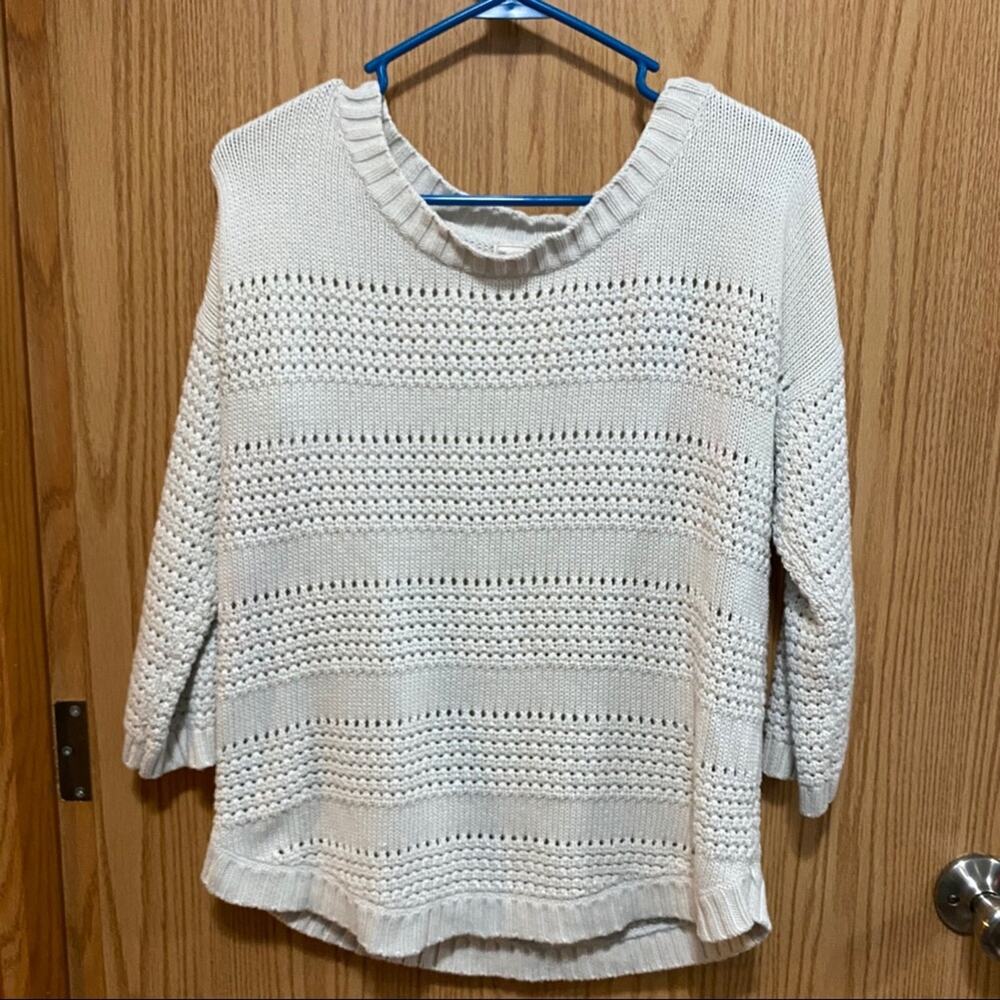 GAP Cozy & Chunky Knit Sweater Size Small Slightly Off-White Modest Neckline